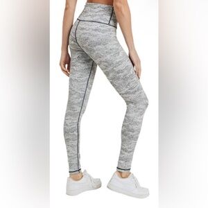 Mono B Sandstorm Print High-Waist Leggings | Size Small